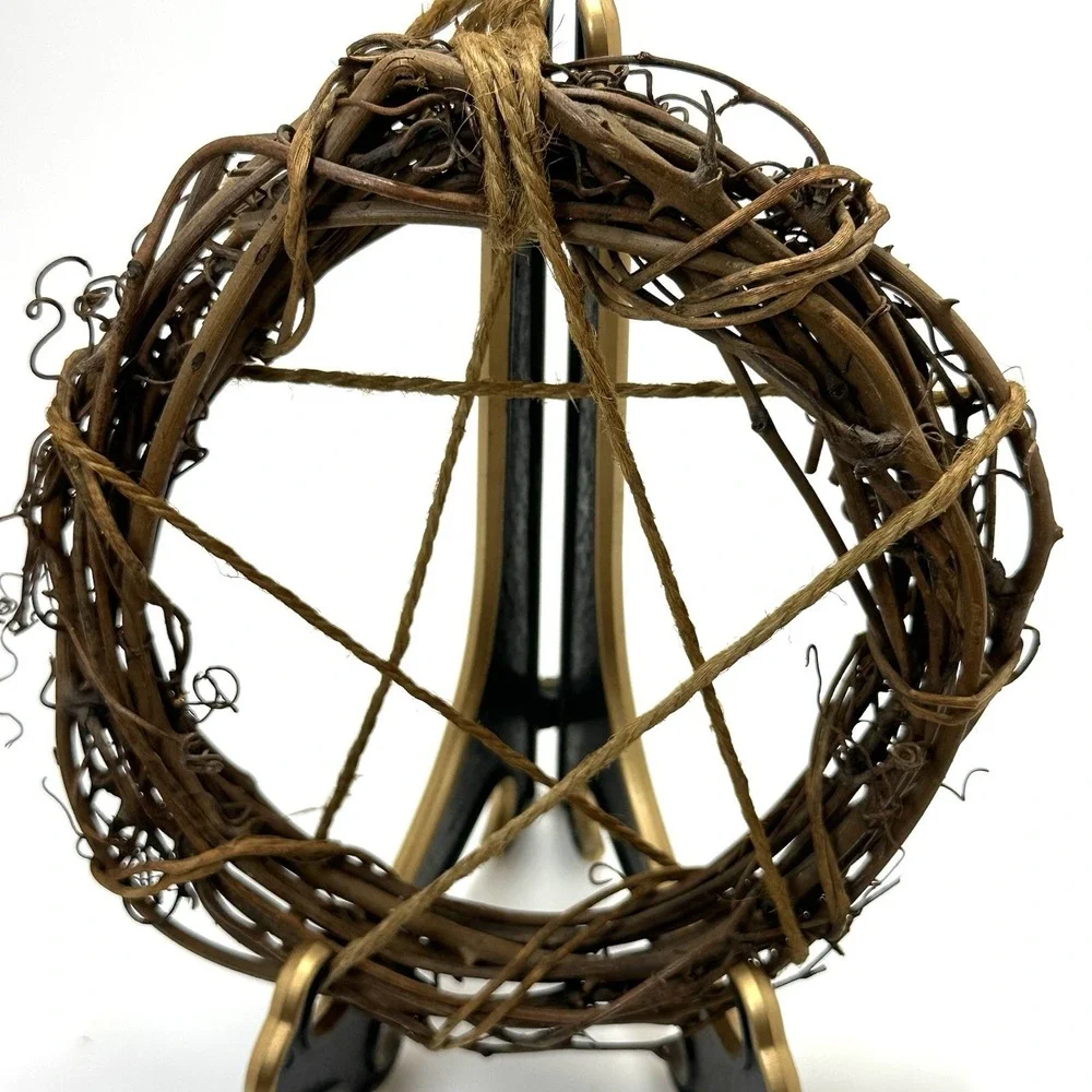 Rustic Grapevine Pentagram Wreath 7